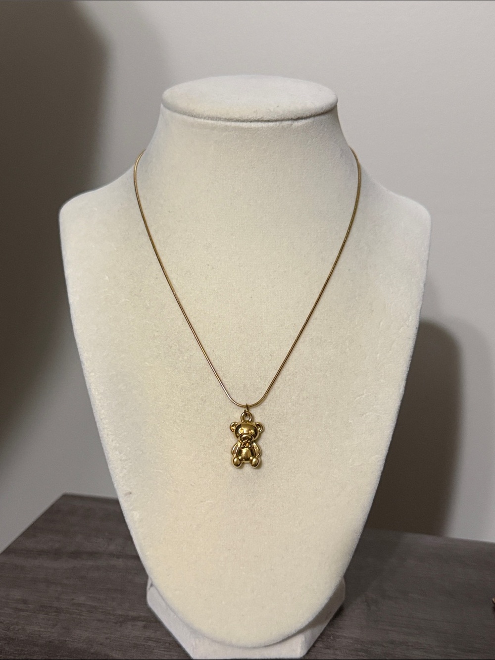 Gold plated stainless steel bear pendant necklace